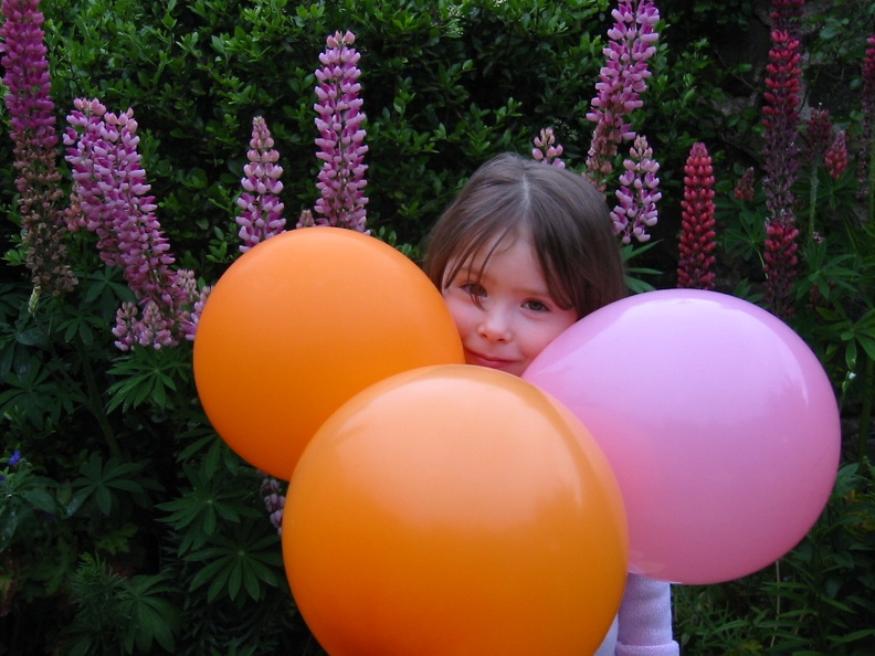 Megan Balloon4