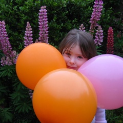 Megan Balloon4
